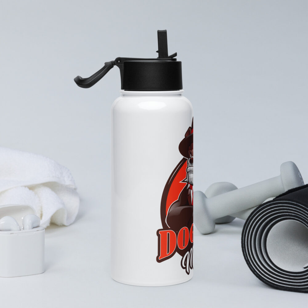 Stainless steel water bottle with a straw lid - Image 2